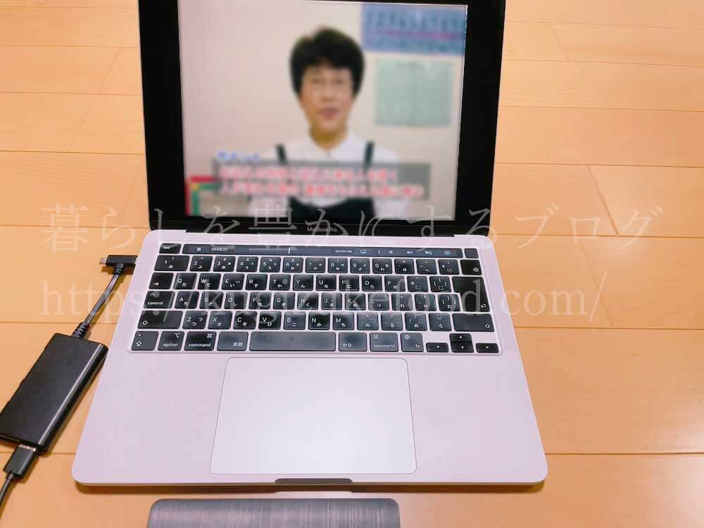 キャリカレのベビーシッター資格取得講座の映像教材