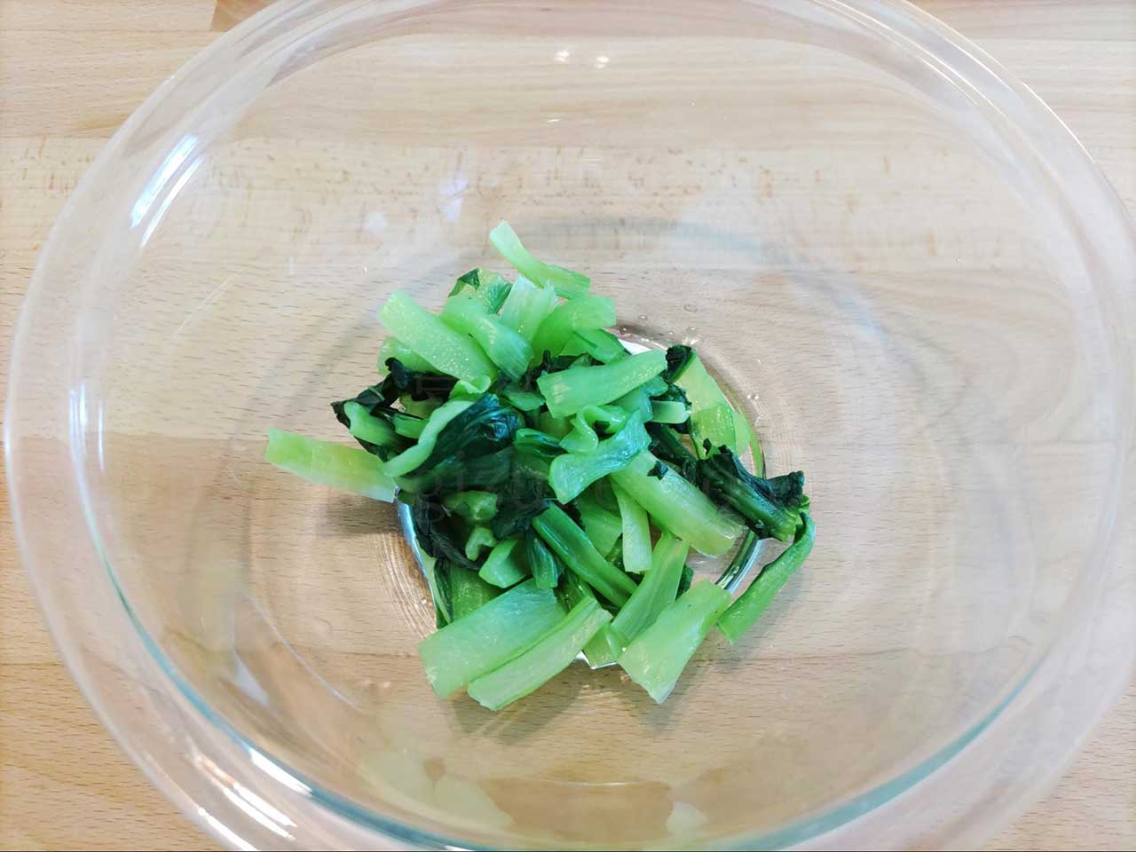 野菜レシピ「小松菜とツナのサラダ」