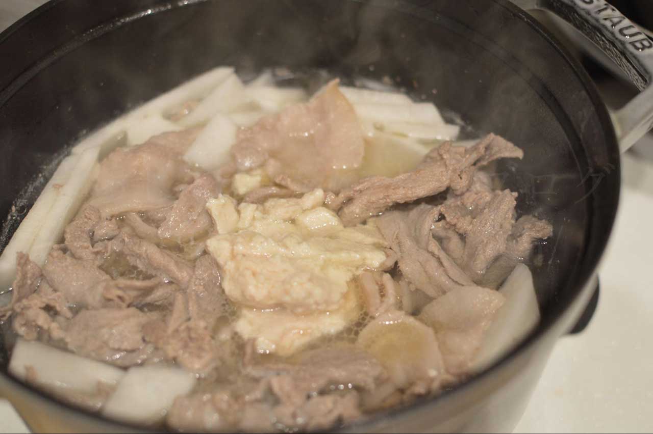 発酵食品腸活レシピ「豚肉と大根の酒粕煮」